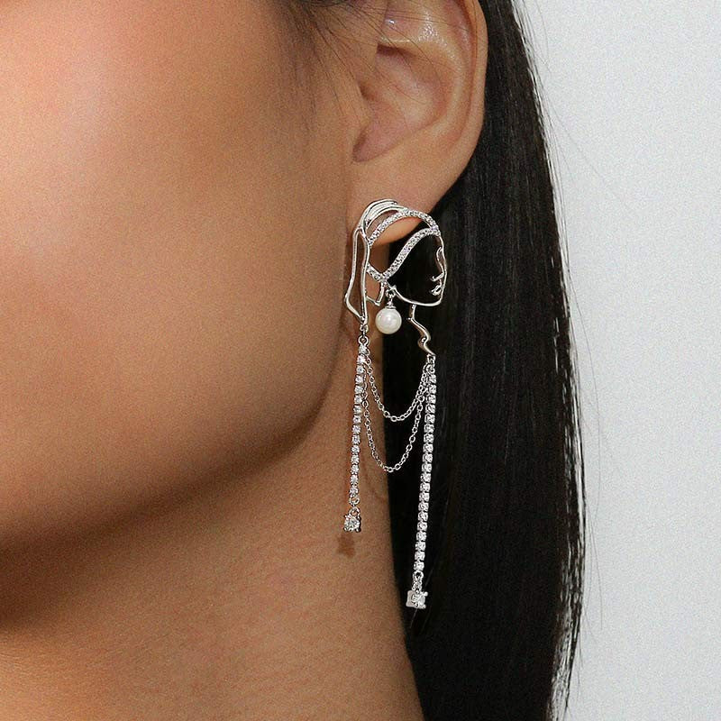 Mackenzie | Girl with a Pearl Earrings